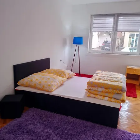 منزل للإقامة Amina بيهاتش